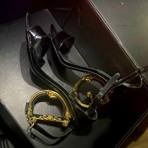 Dolce & Gabanna size 7 heels